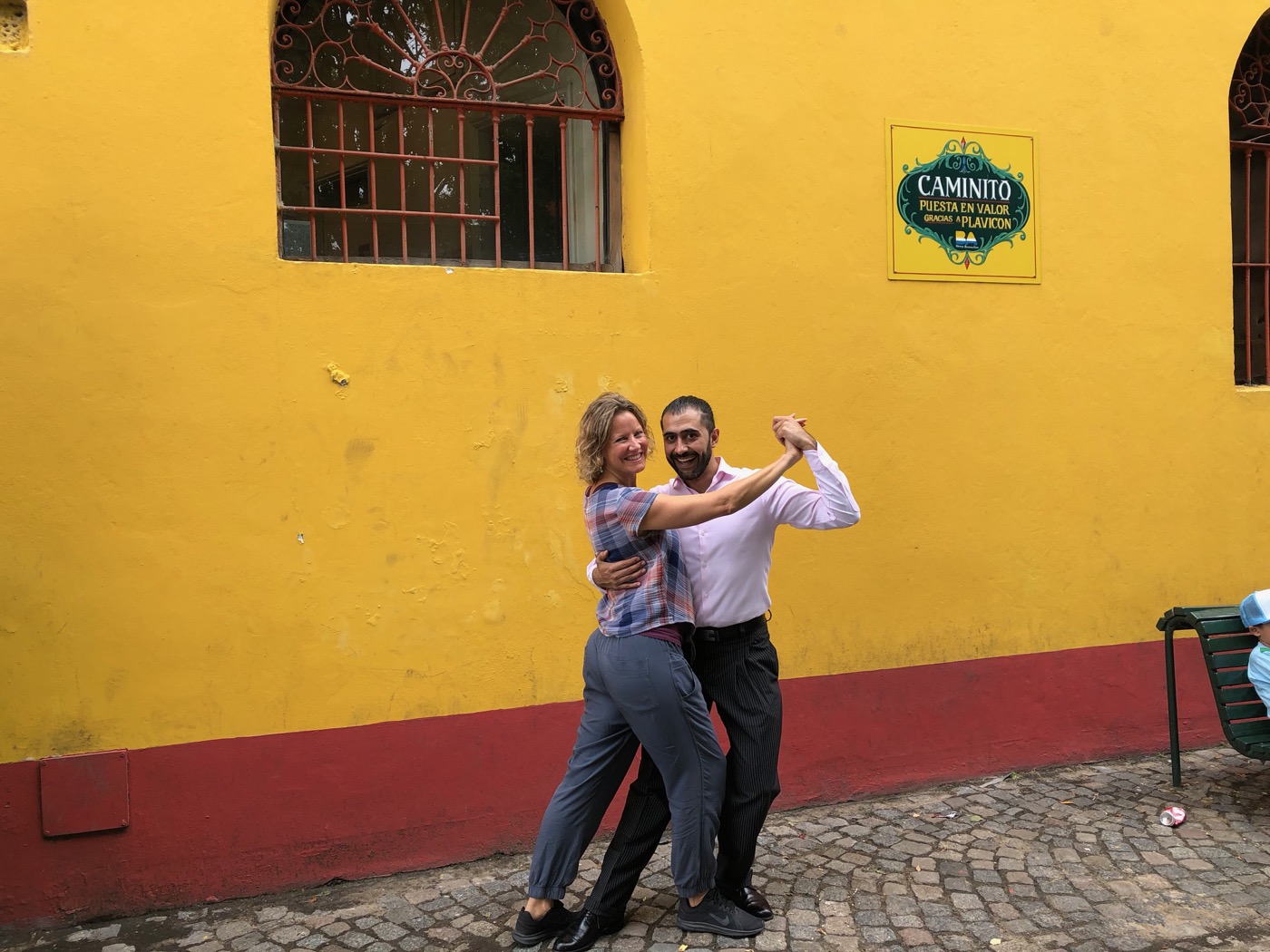 Colourful tango scene in Caminito, Buenos Aires