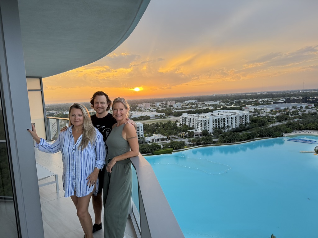 Robert Jacobs’ children Danielle, Michael and Esther at sunset